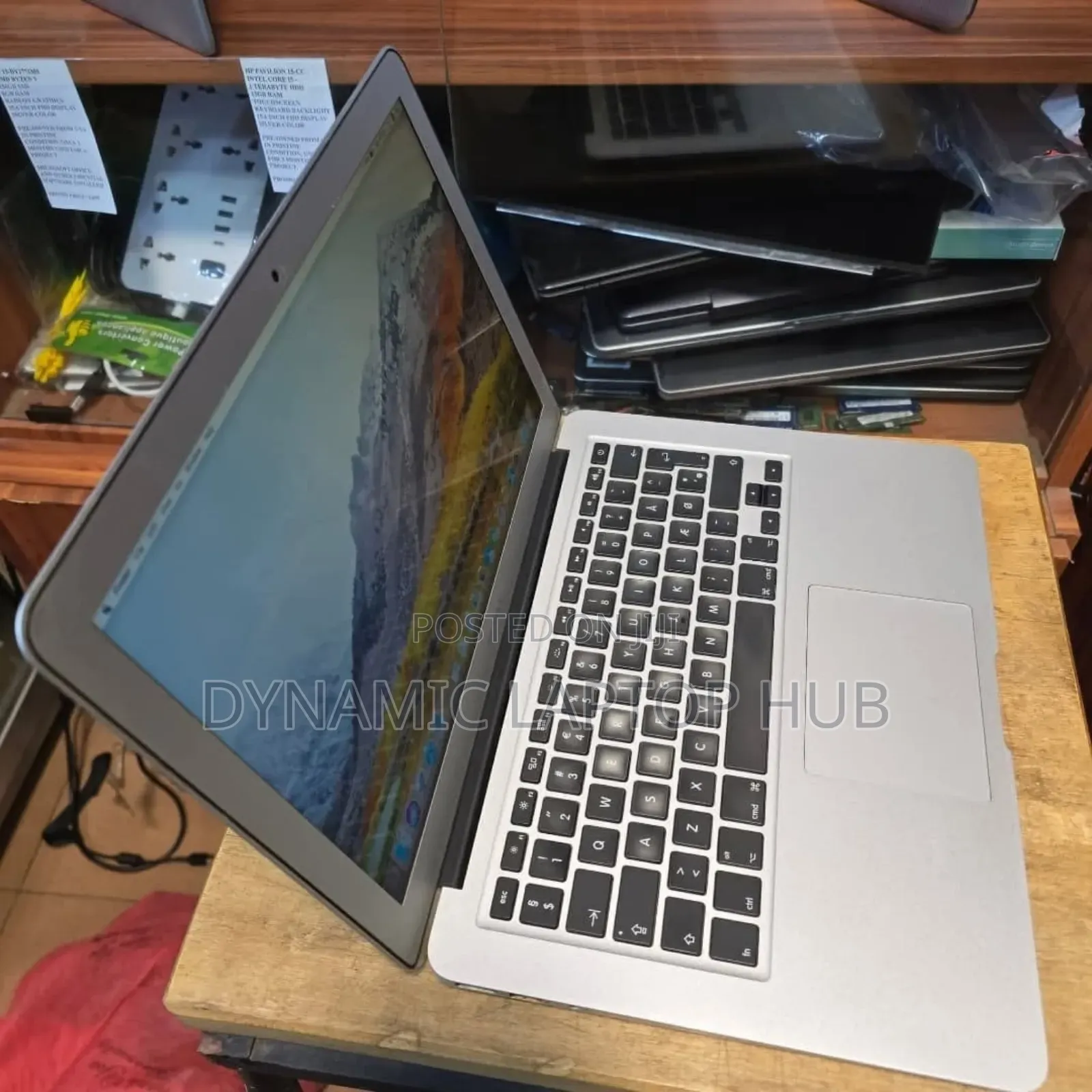 Laptop Apple MacBook Air 2013 4GB Intel Core I5 SSD 128GB