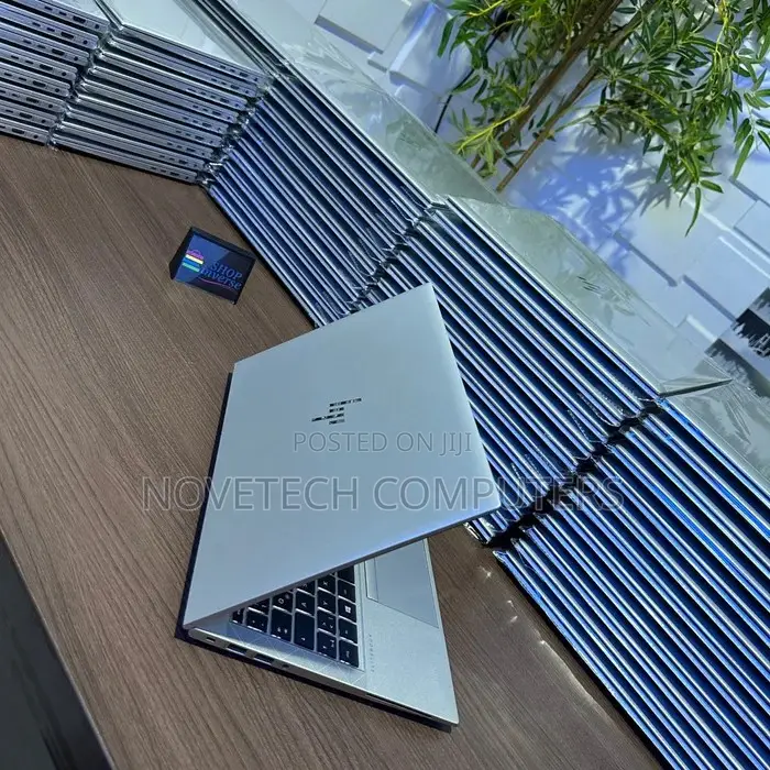 Laptop HP EliteBook 830 G7 32GB Intel Core I7 SSD 512GB