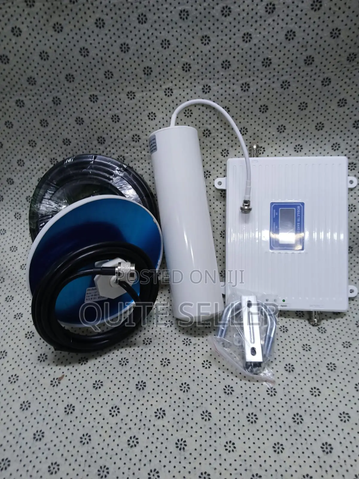 Triband GSM Mobile Signal Booster