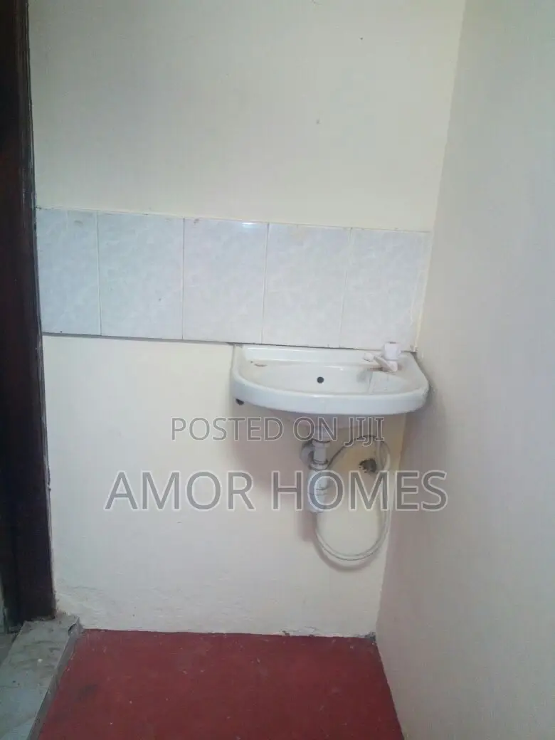 1bdrm Apartment in Barsheba, Mshomoroni for rent