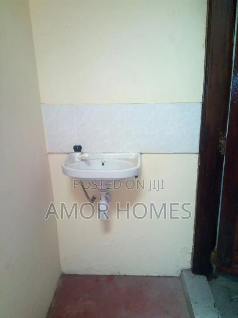 1bdrm Apartment in Barsheba, Mshomoroni for rent
