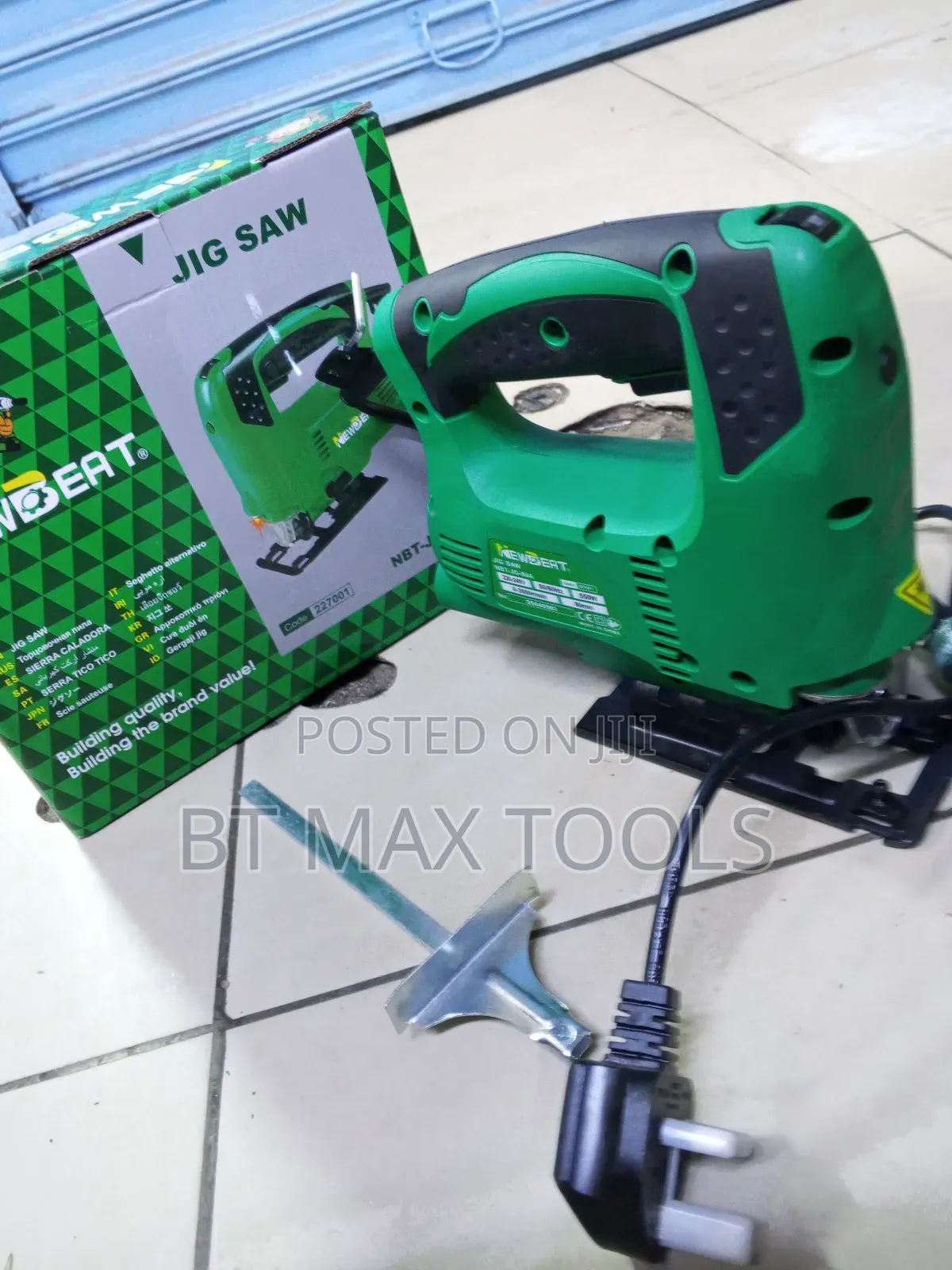 Newbeat Jigsaw 550w Machine