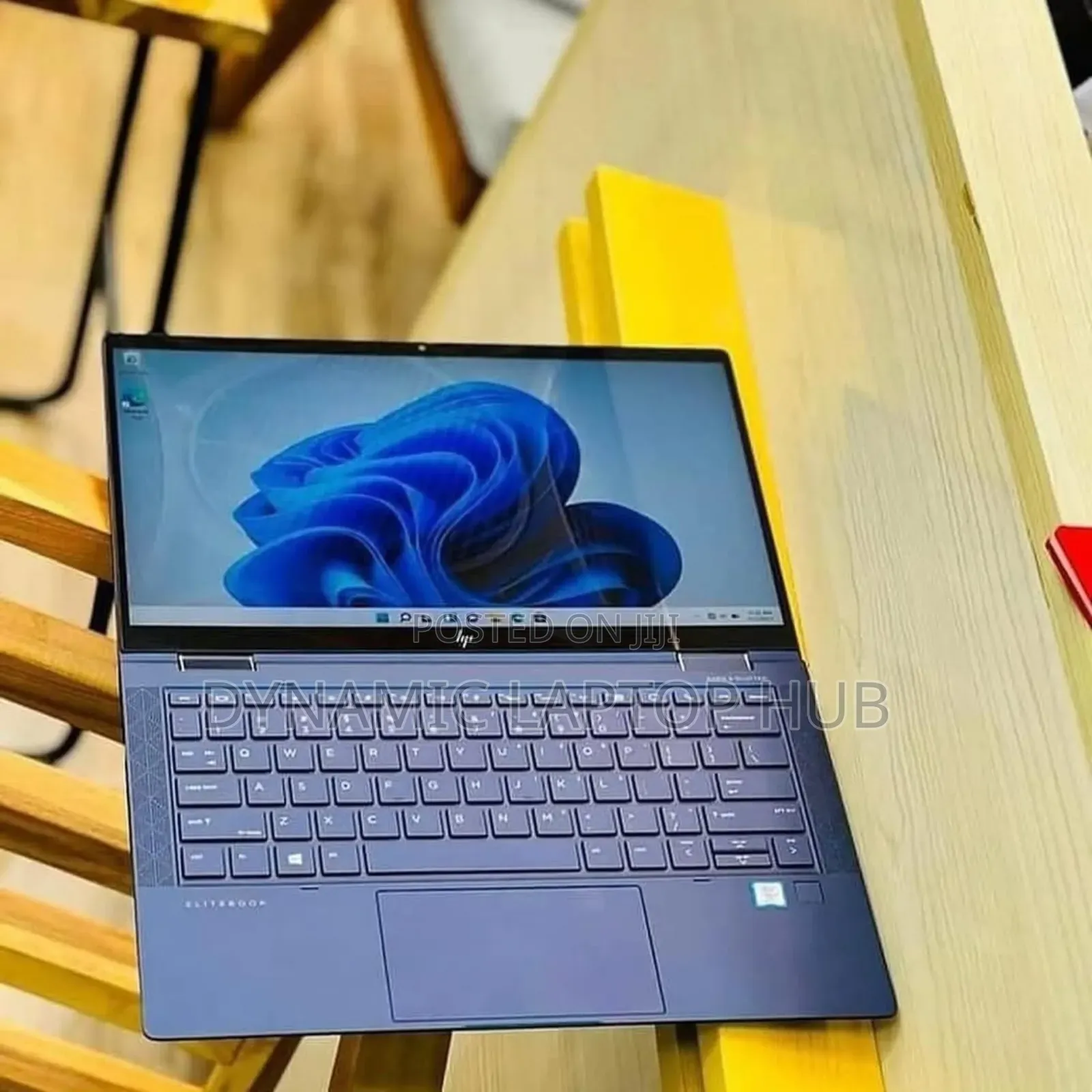 Laptop HP Elite Dragonfly x360 8th Gen 8GB Intel Core i5 SSD 256GB