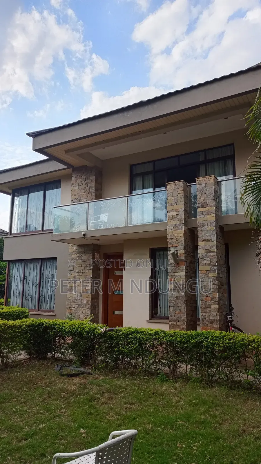 4bdrm Maisonette in Ridgeways for sale