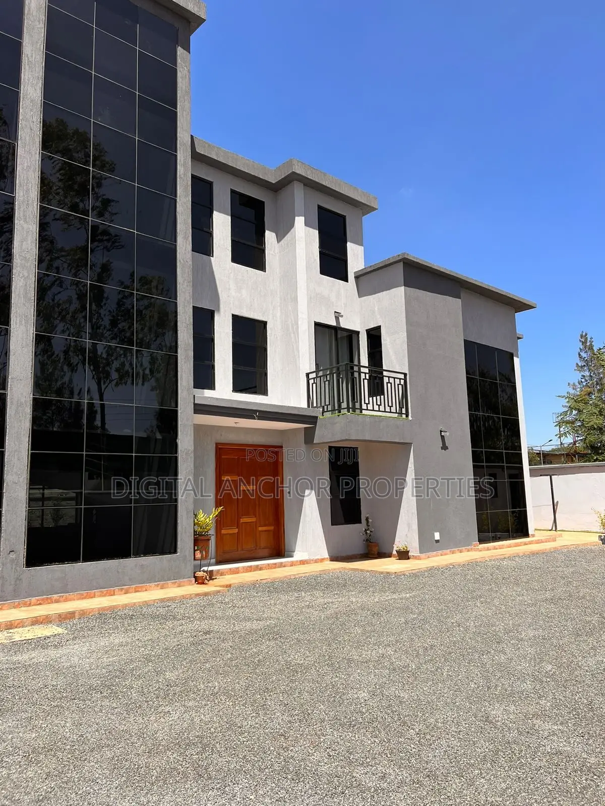 6bdrm Mansion in Karen for sale