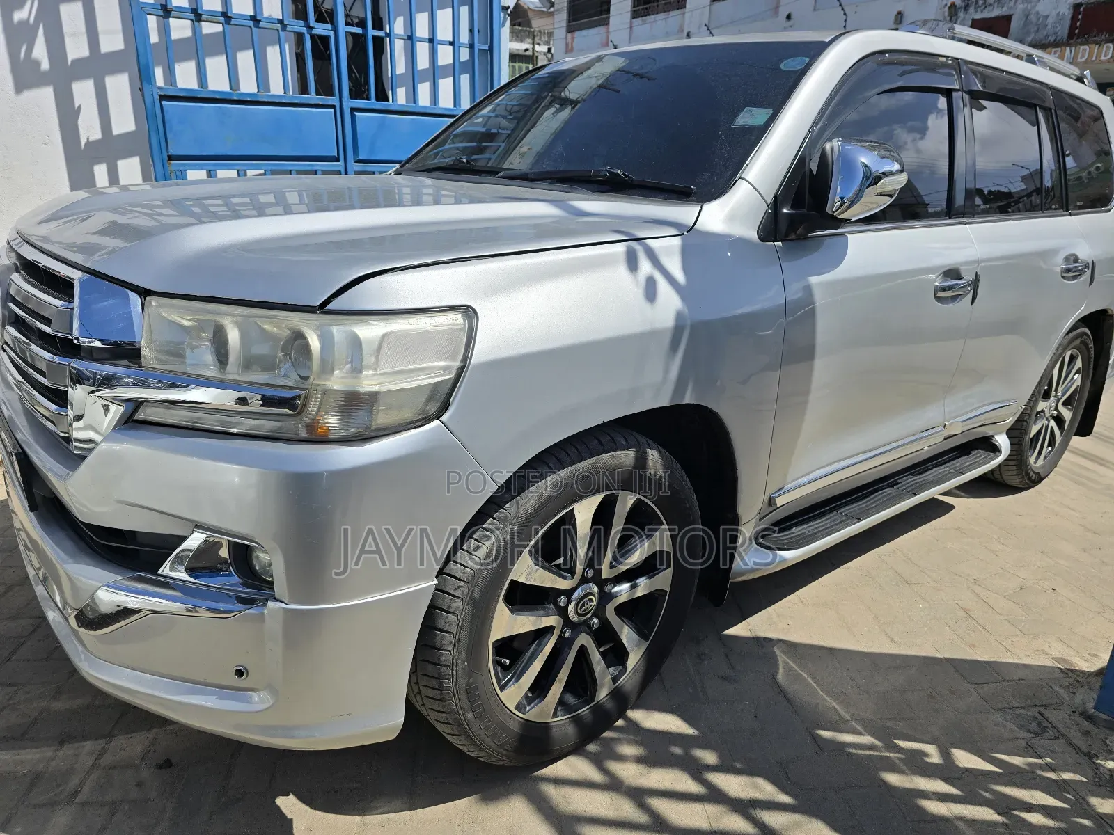 Toyota Land Cruiser 2014 Silver