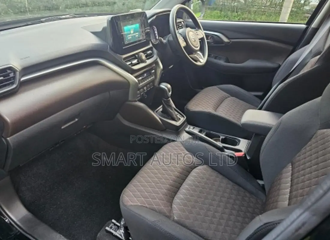 Toyota Urban Cruiser 2024 Black