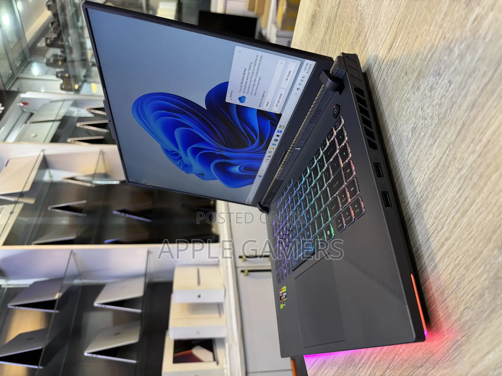 New Laptop Asus ROG Strix G16 G614 32GB AMD Ryzen 9 SSD 1T