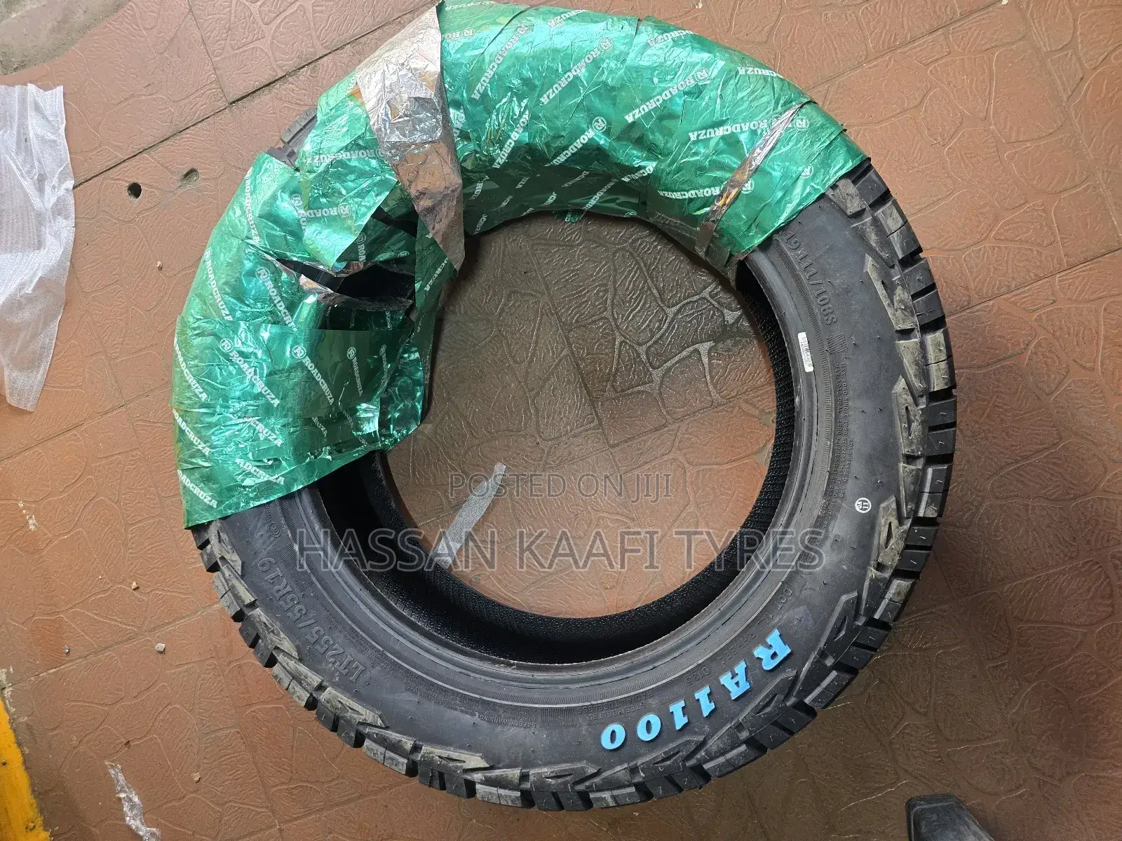 255/55r19 Roadcruza A/T Tyre
