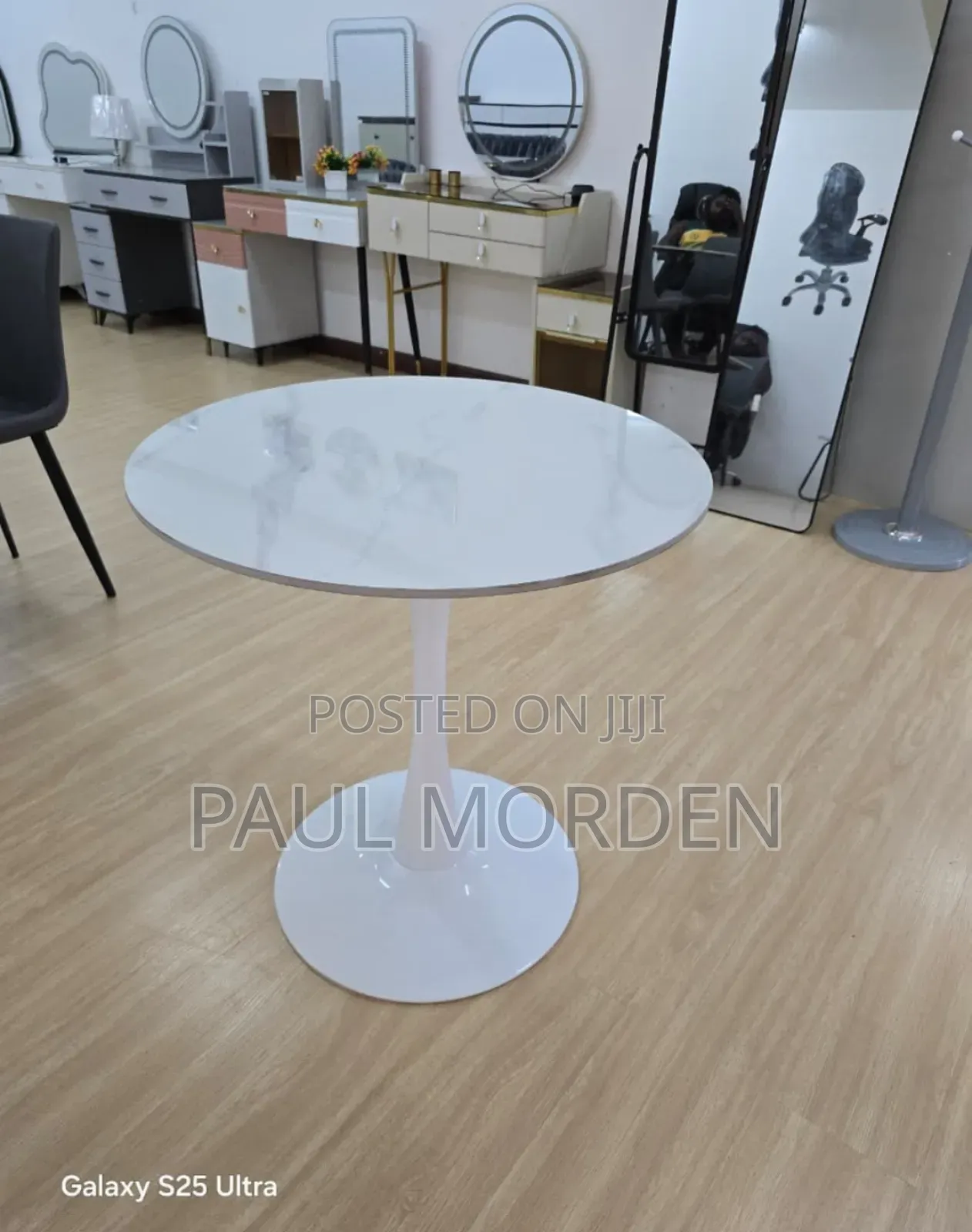 Round Pedestal Table