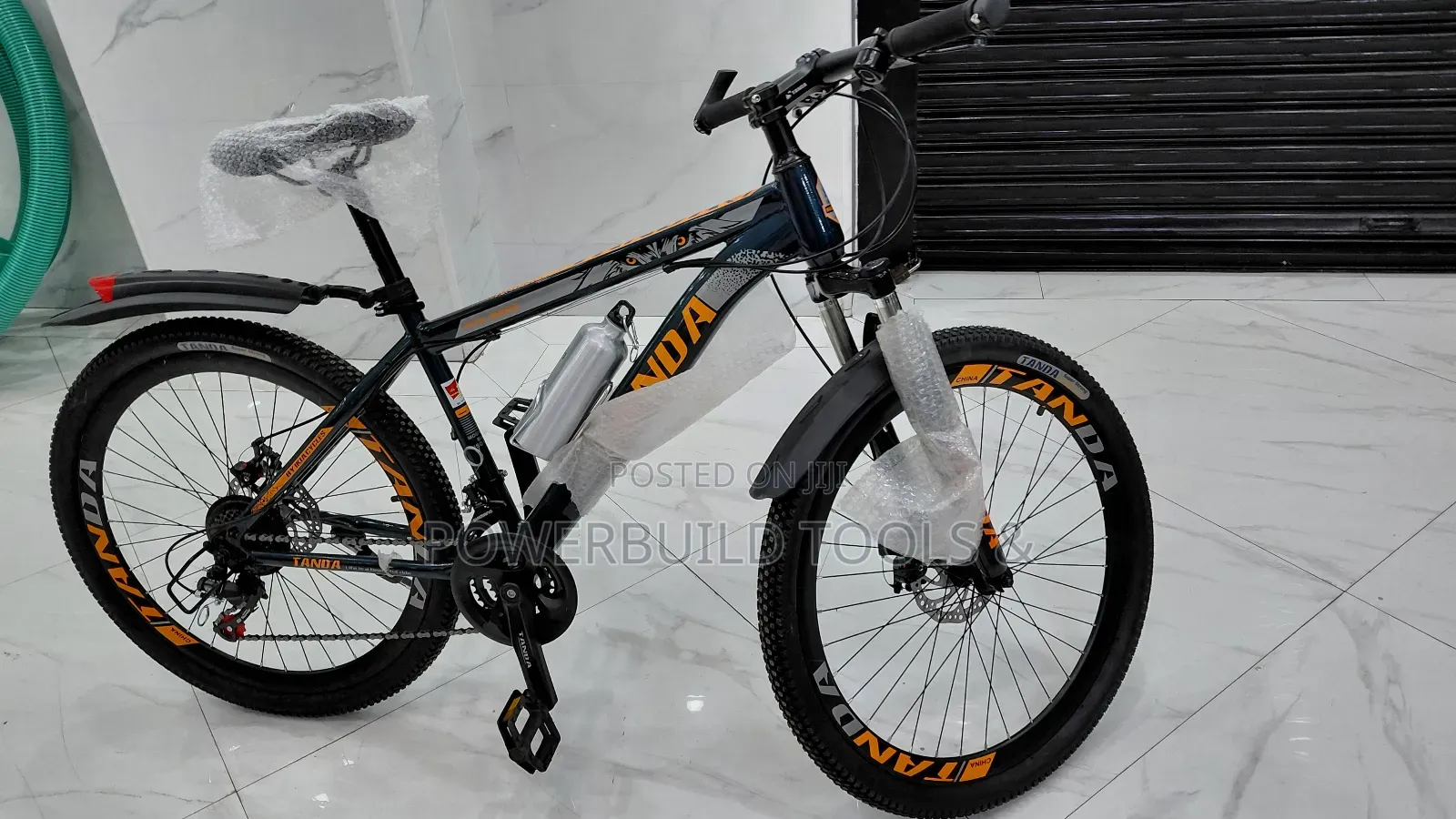 Tanda Size 26 Adult Bike Orange/Black