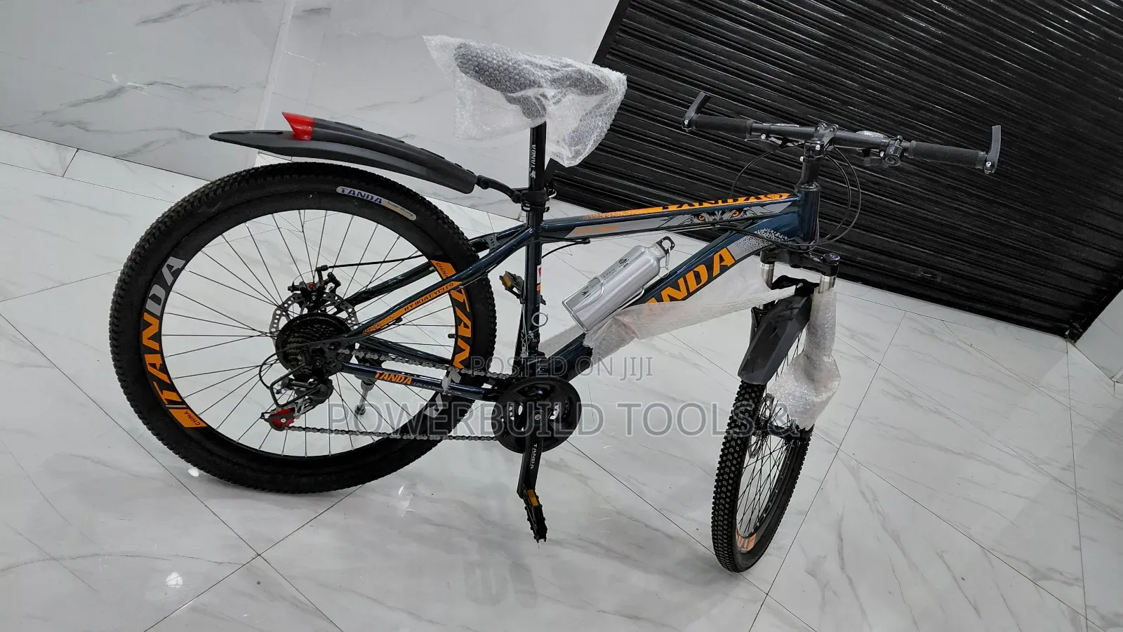Tanda Size 26 Adult Bike Orange/Black