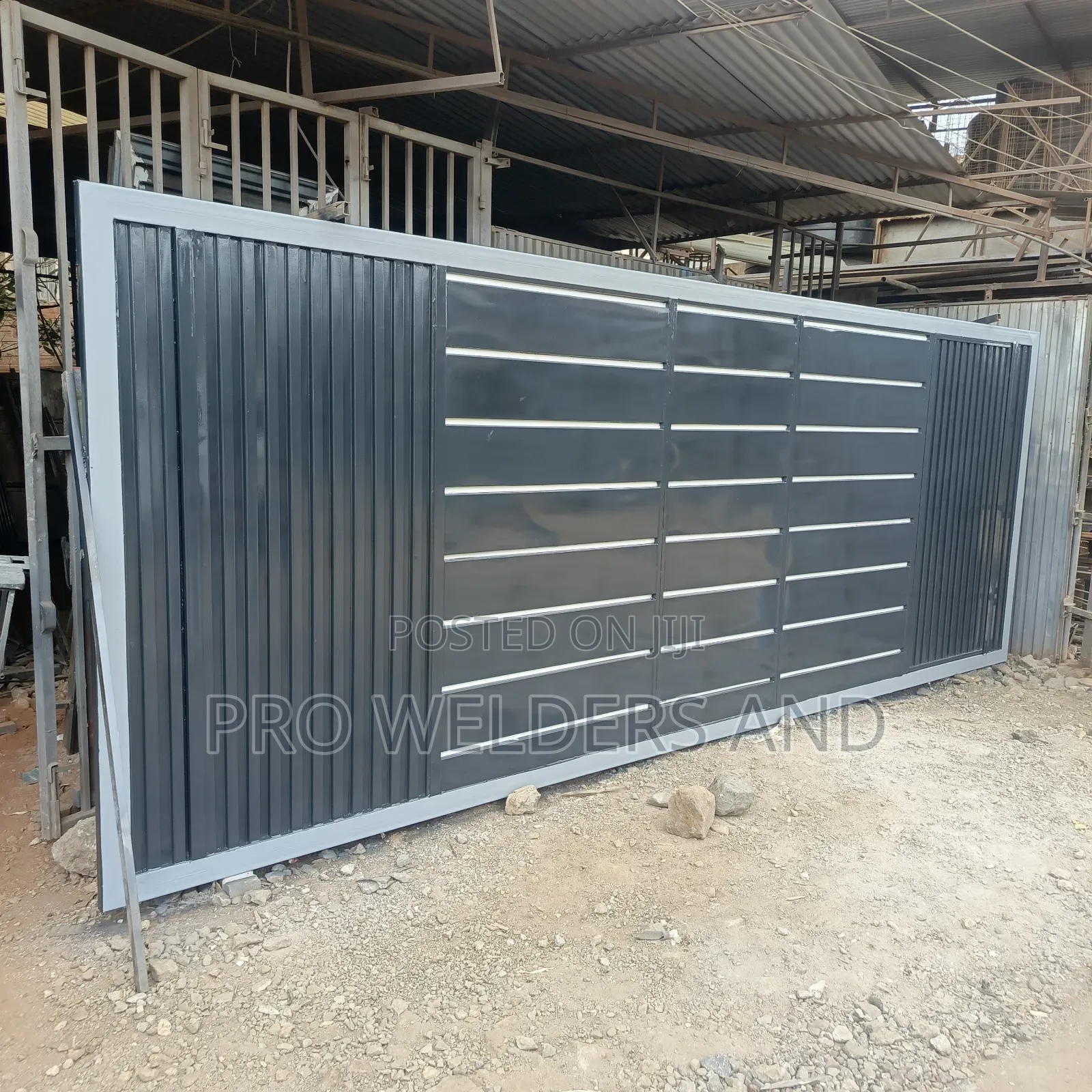 Strong Stylish Custom Sliding Gates