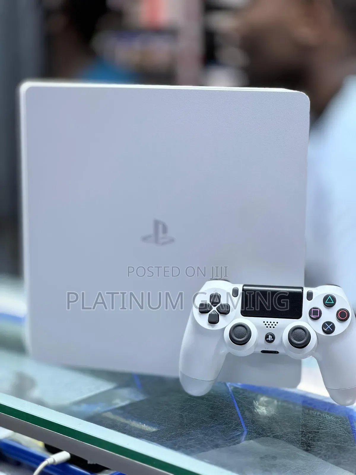White Ps4 Slim Ex-uk