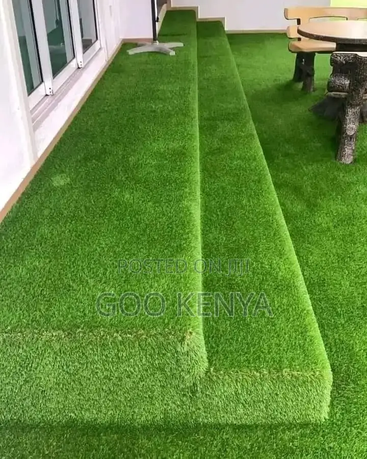 Outdoor Carpet; Weatherproof Synthetic Green Grass Carpet