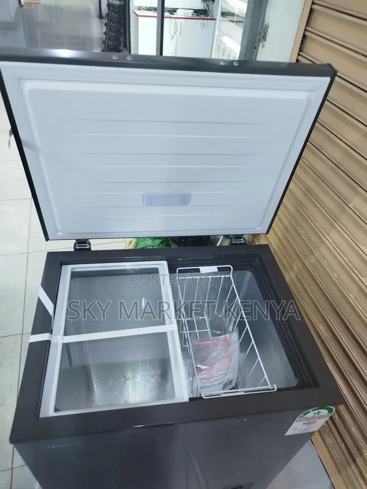 Hisense Chest Freezer Fc142