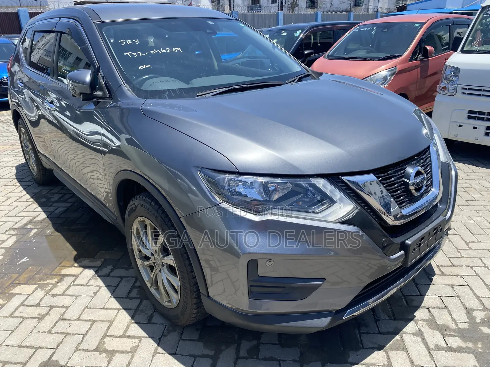 Nissan X-Trail 2018 Gray