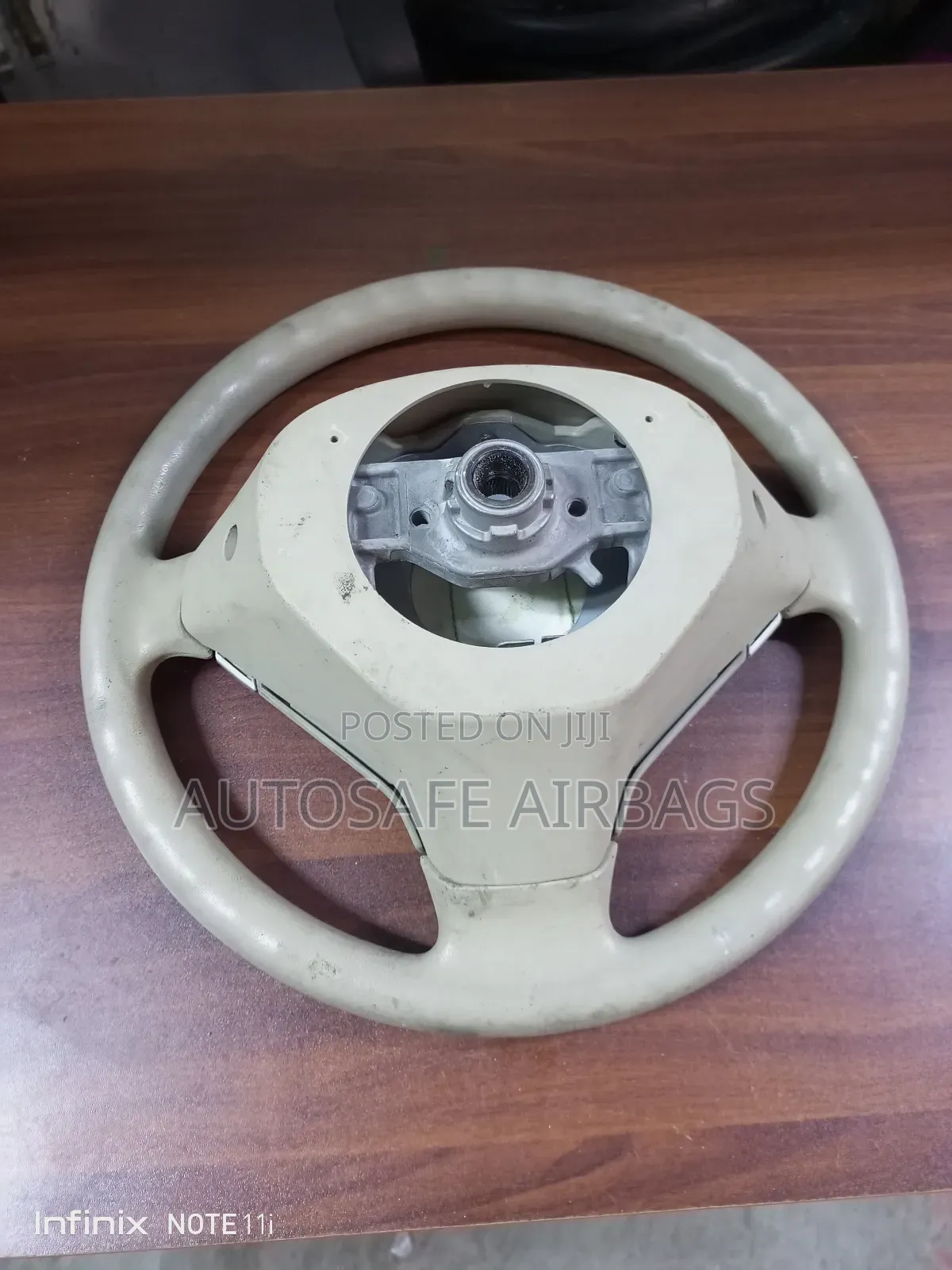 Toyota Ist/ Sienta Steering Wheel