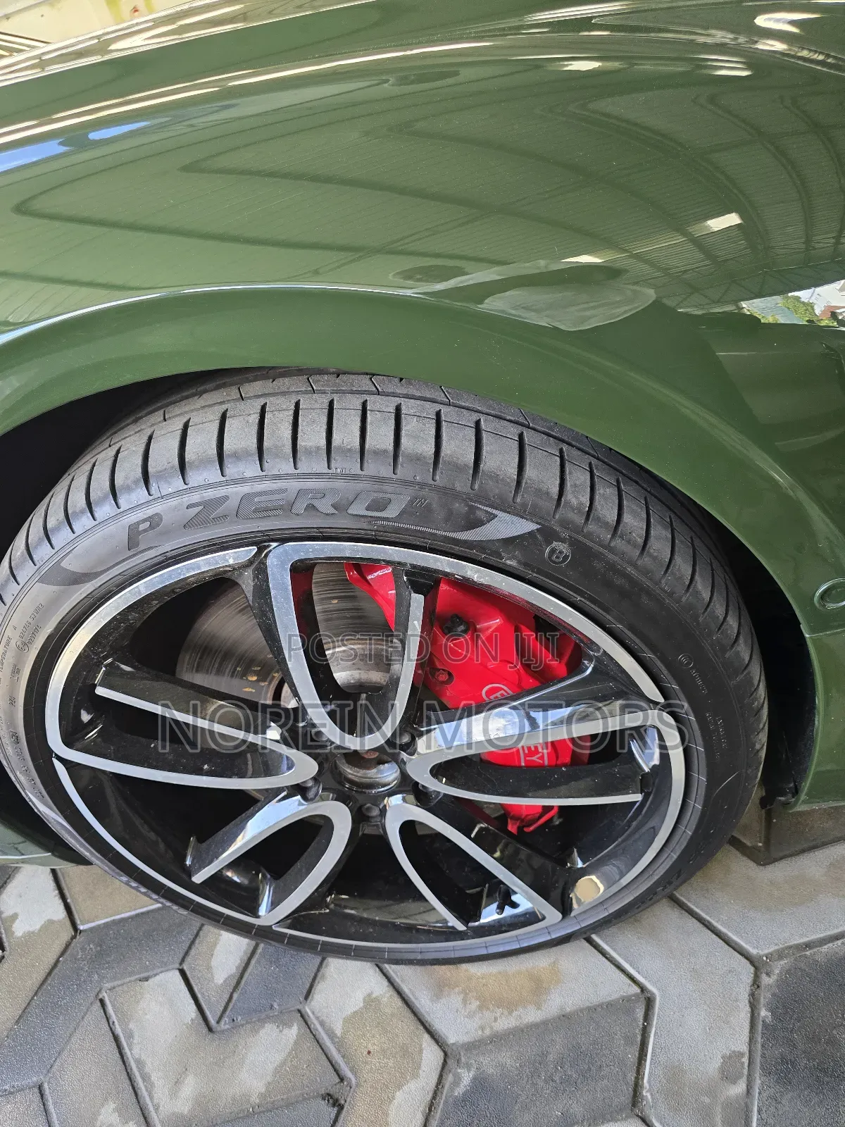 Bentley Bentayga 2022 Green