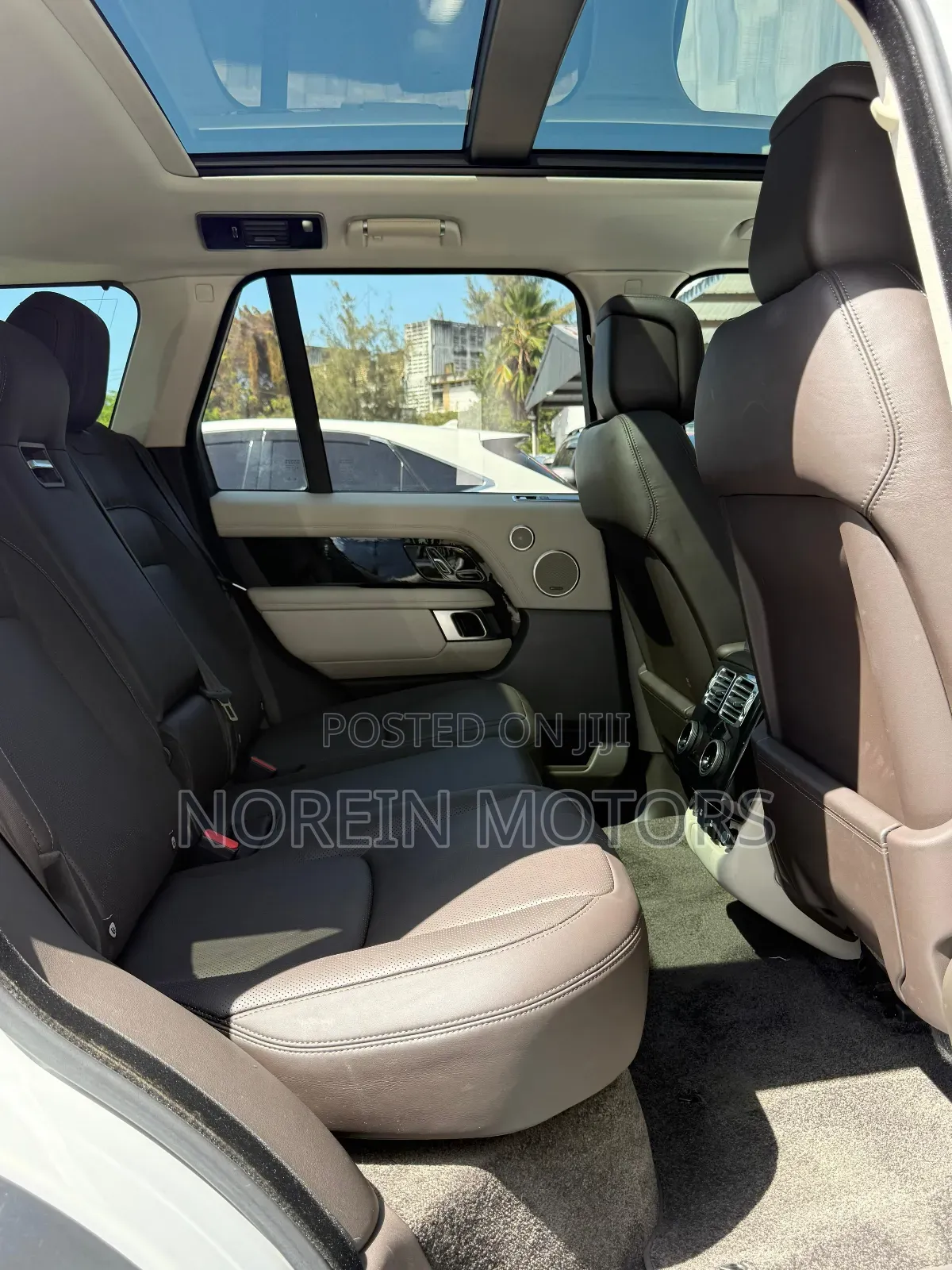Land Rover Range Rover Vogue 2019 Pearl