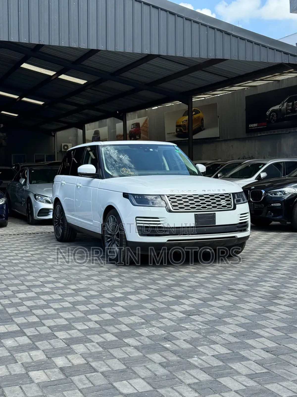 Land Rover Range Rover Vogue 2019 Pearl