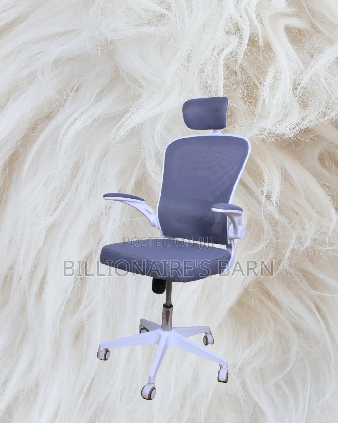 White Ergonomic Office Chair | High-Back Scratch-Resistant Finish