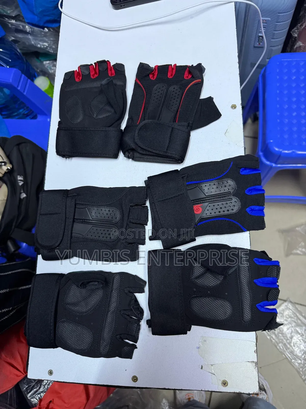 Unisex Quality Well Padded Gym Gloves