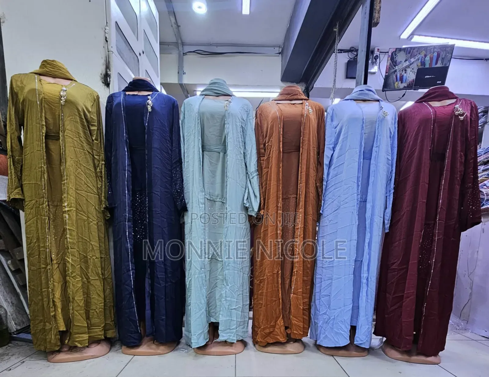 Modern Islamic Clothing/Abayas