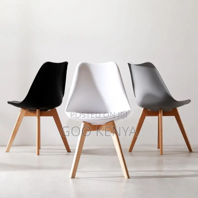 Home Chair ; Eames Chair