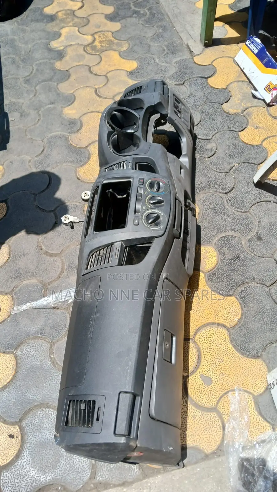 Toyota Hilux Vigo Dashboard