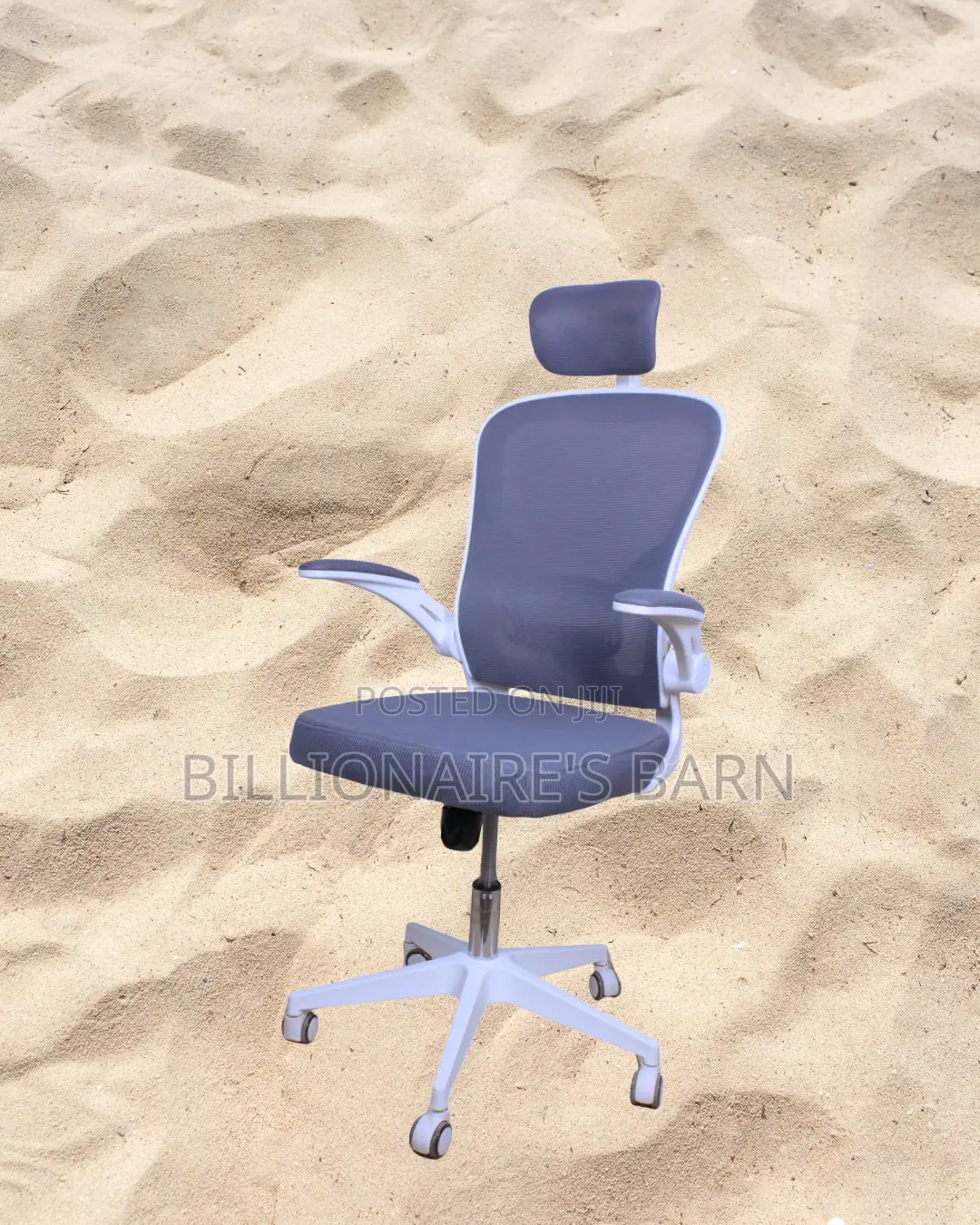 White Ergonomic Office Chair (Minimal) — Fast Seller