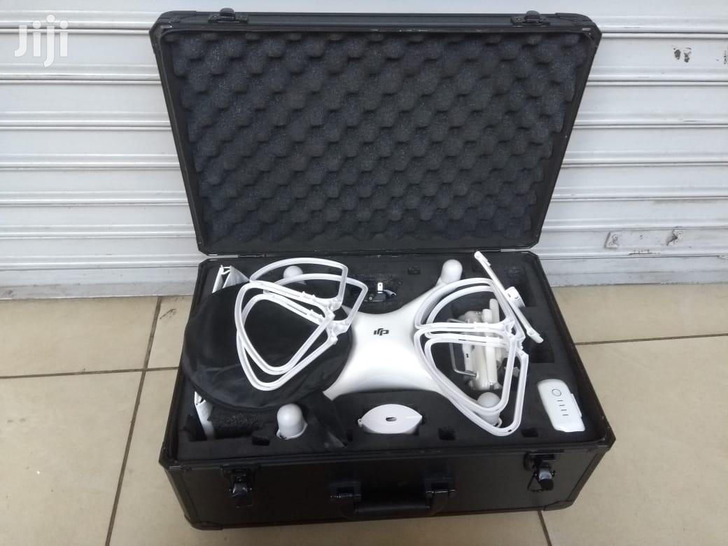 Superior Dji Phantom 4 Pro Drone