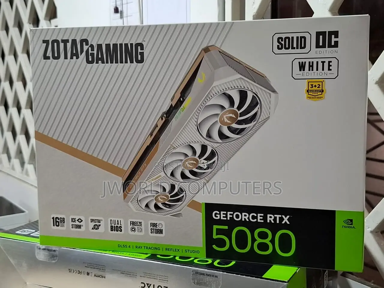 Geforce RTX 5080 Solid Oc White Edition 16gb Gddr7 Graphics Card