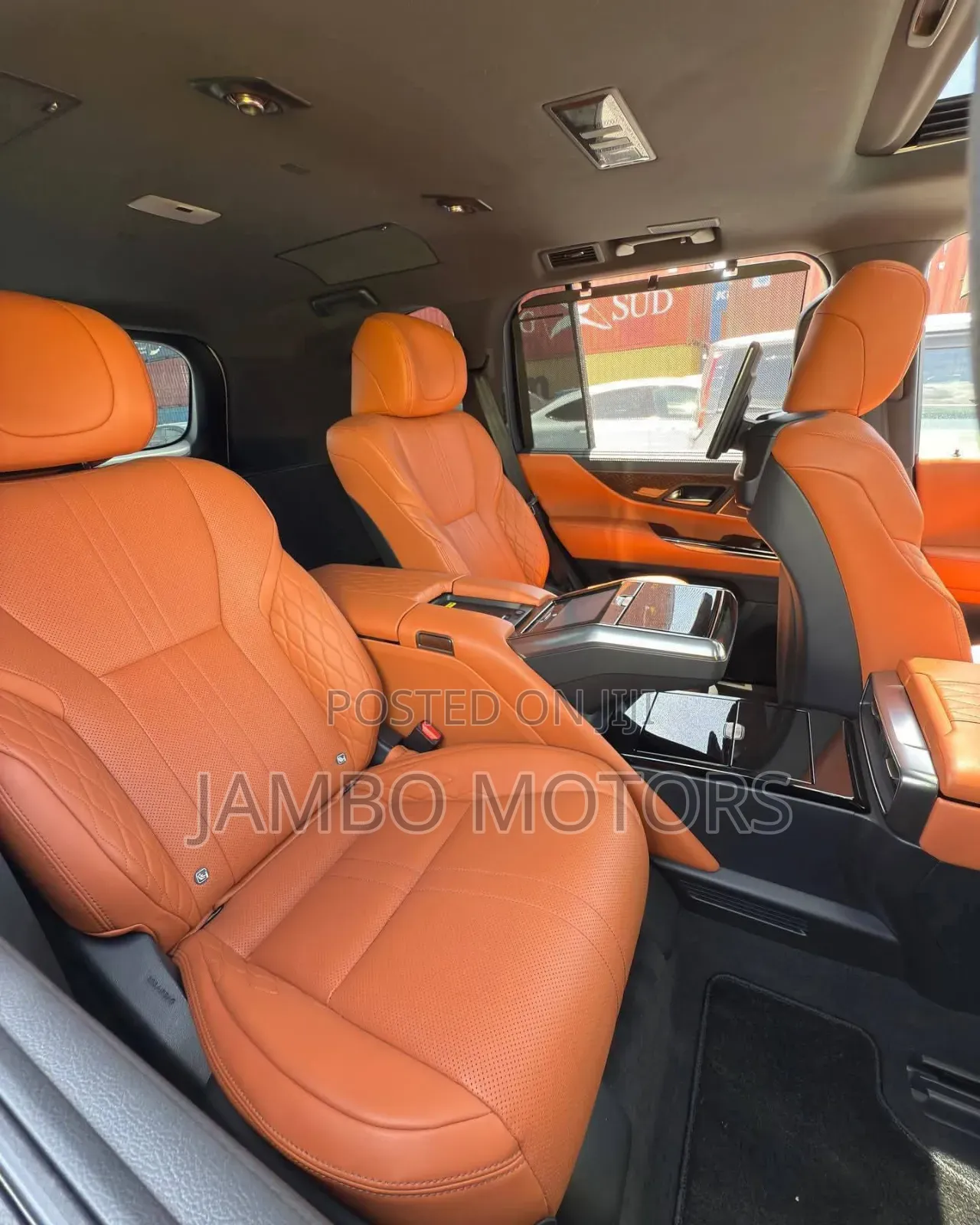 Lexus LX LX 600 2024 White
