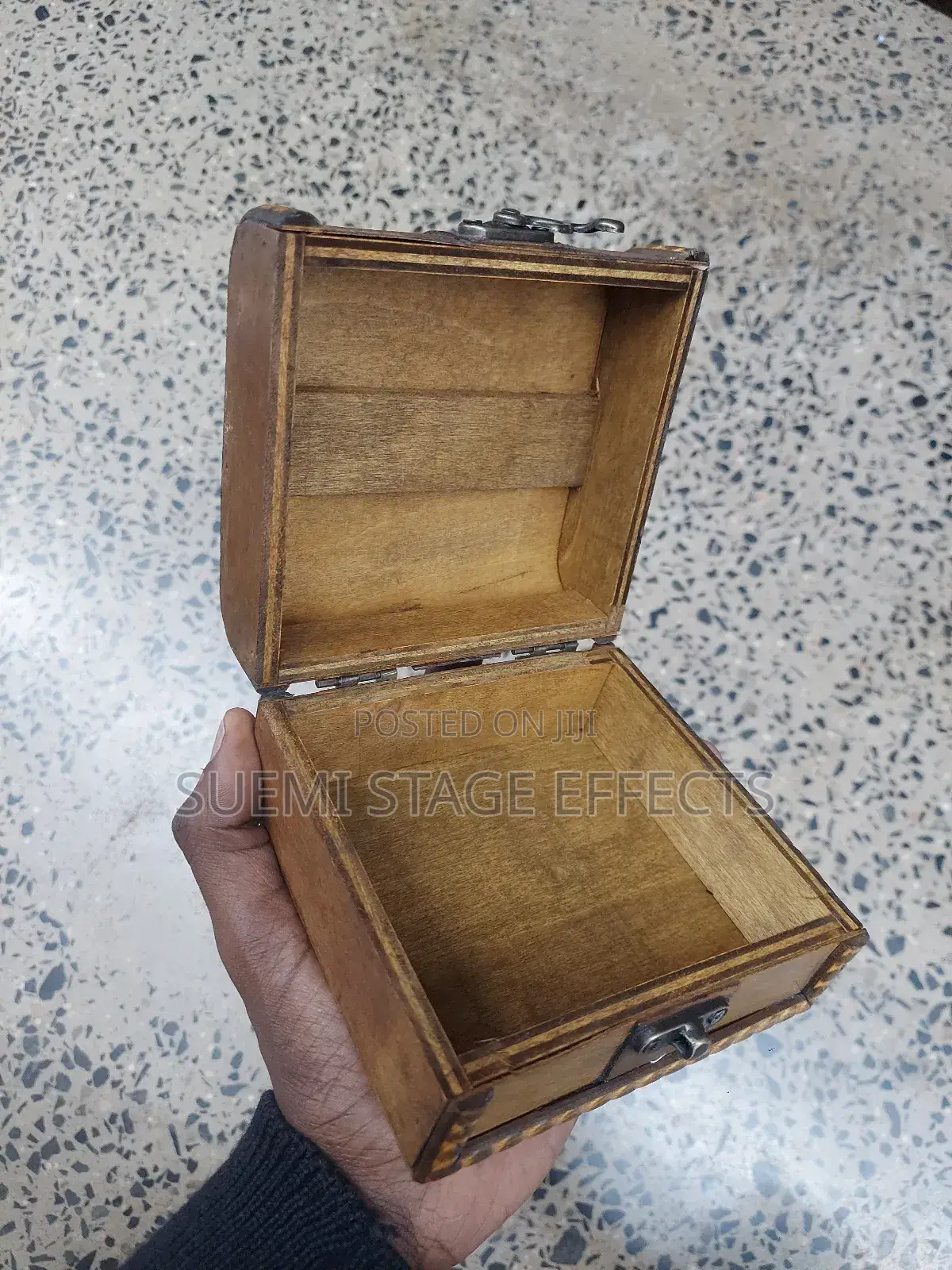 Vintage Wooden Jewelry Storage Box – Antique Look