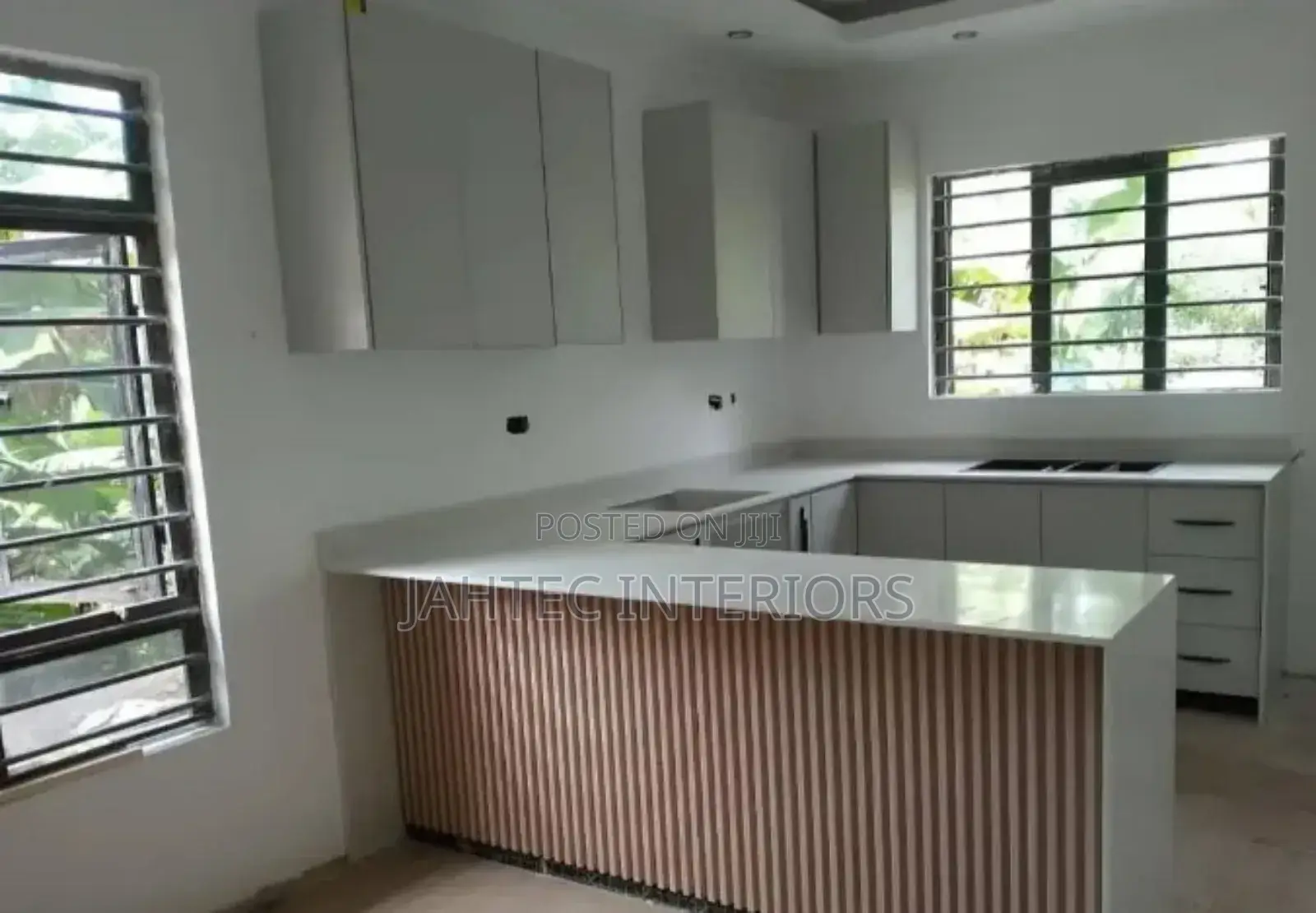 Kitchen Cabinets and Feeting Work