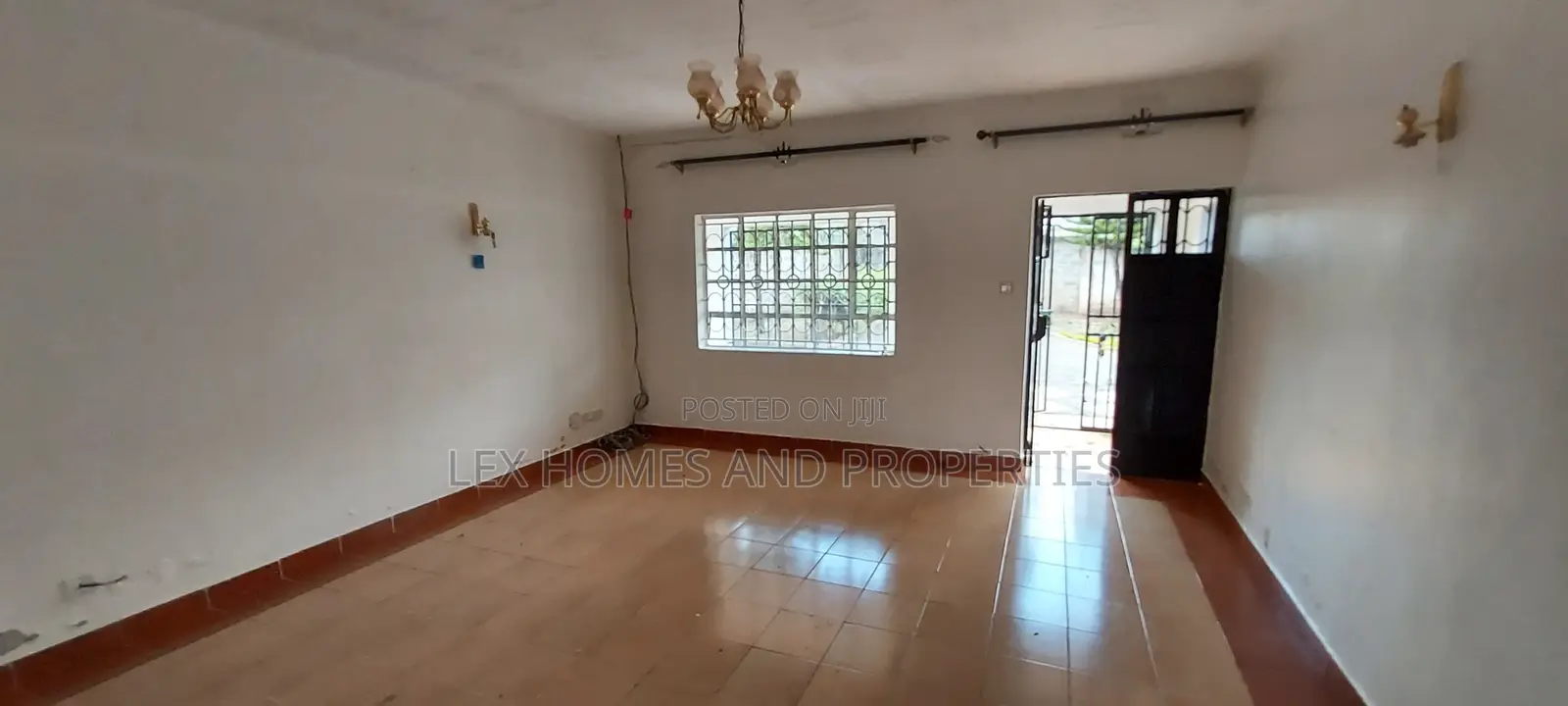 3bdrm Bungalow in Nkoroi for sale