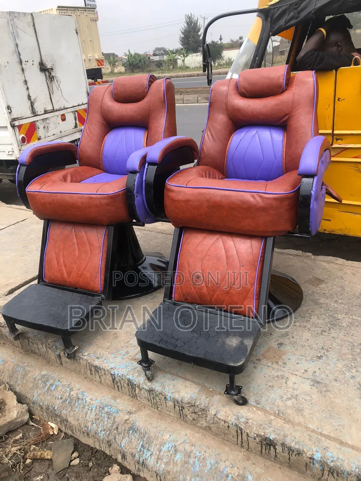 Brown Leather Jumbo Barber