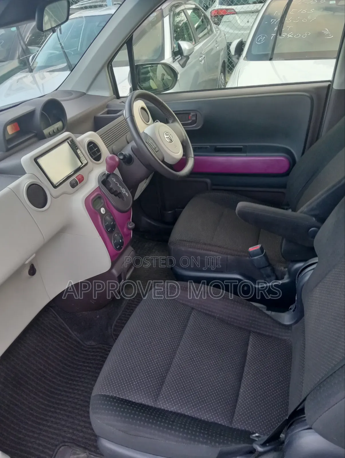 Toyota Spade 2019 Purple