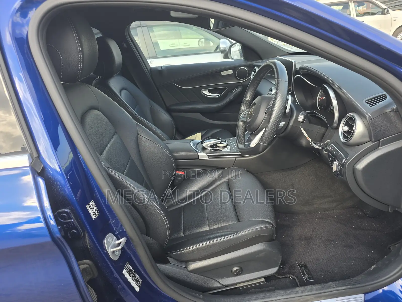 Mercedes-Benz C200 2018 Blue