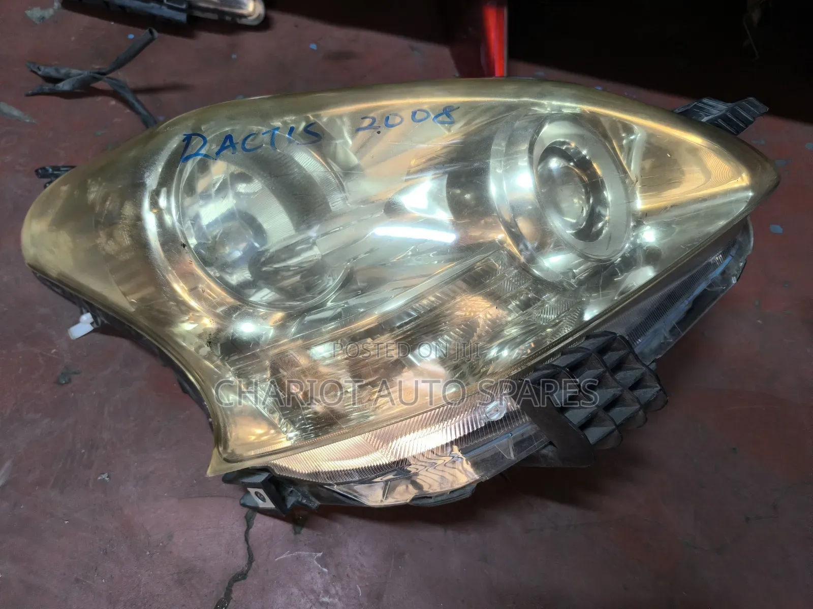 Toyota Ractis 2008 Non Xenon Headlights