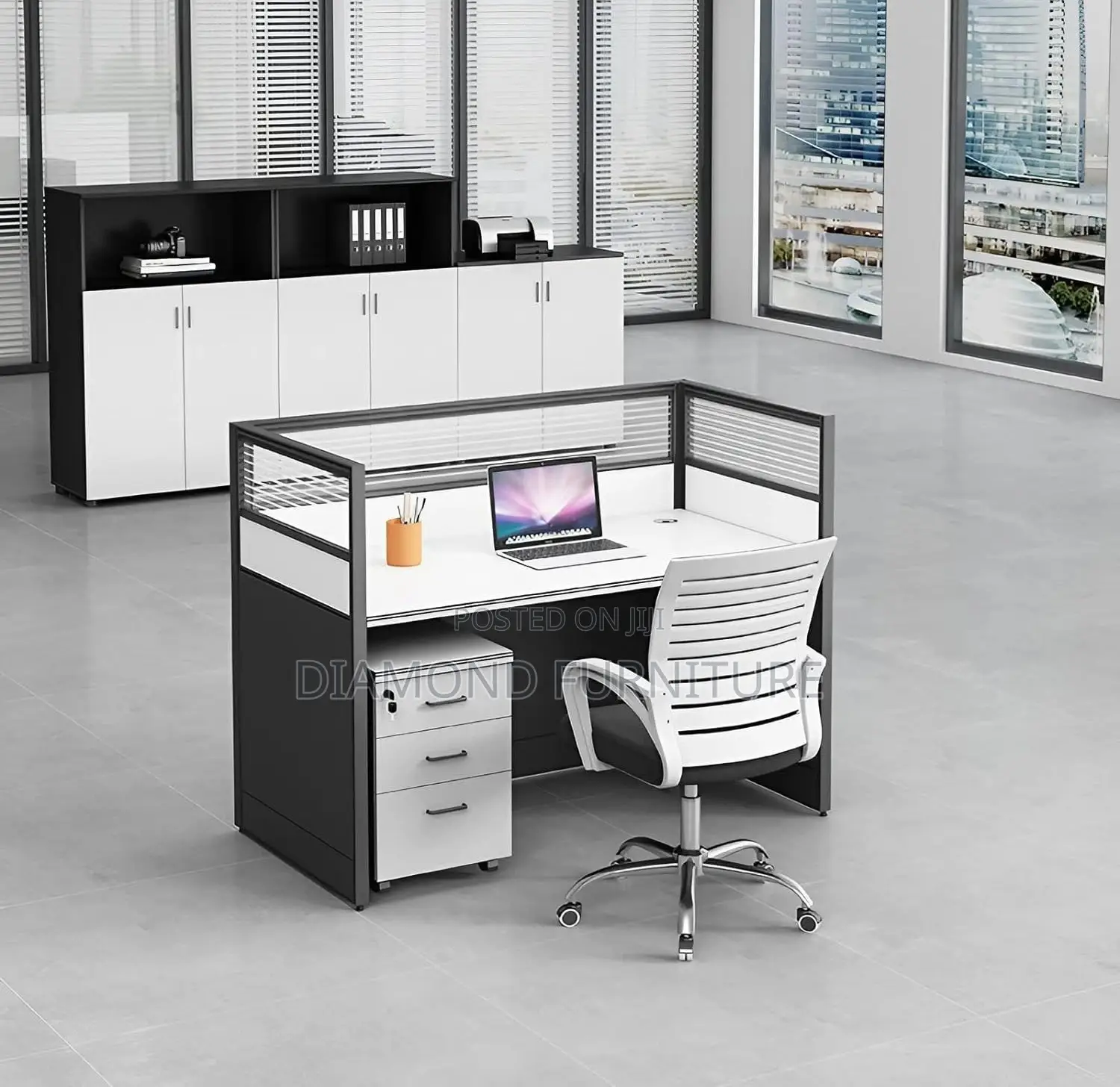 Office Furniture; Dynamic 1-Way Office Workstation With Sleek Design