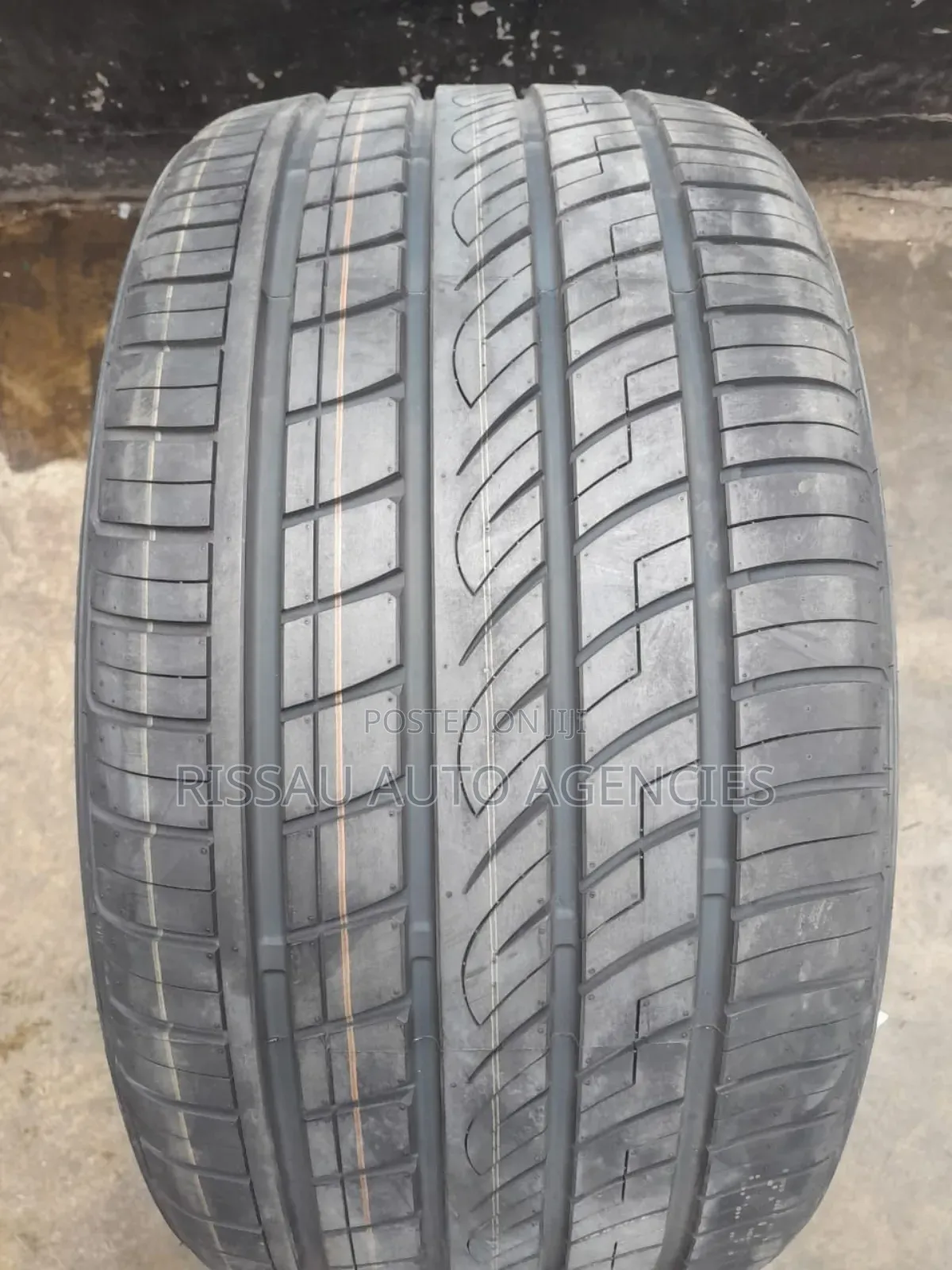 Au-Stone Tyre Size 21 Inch Low Profile 285/35 Tyres.