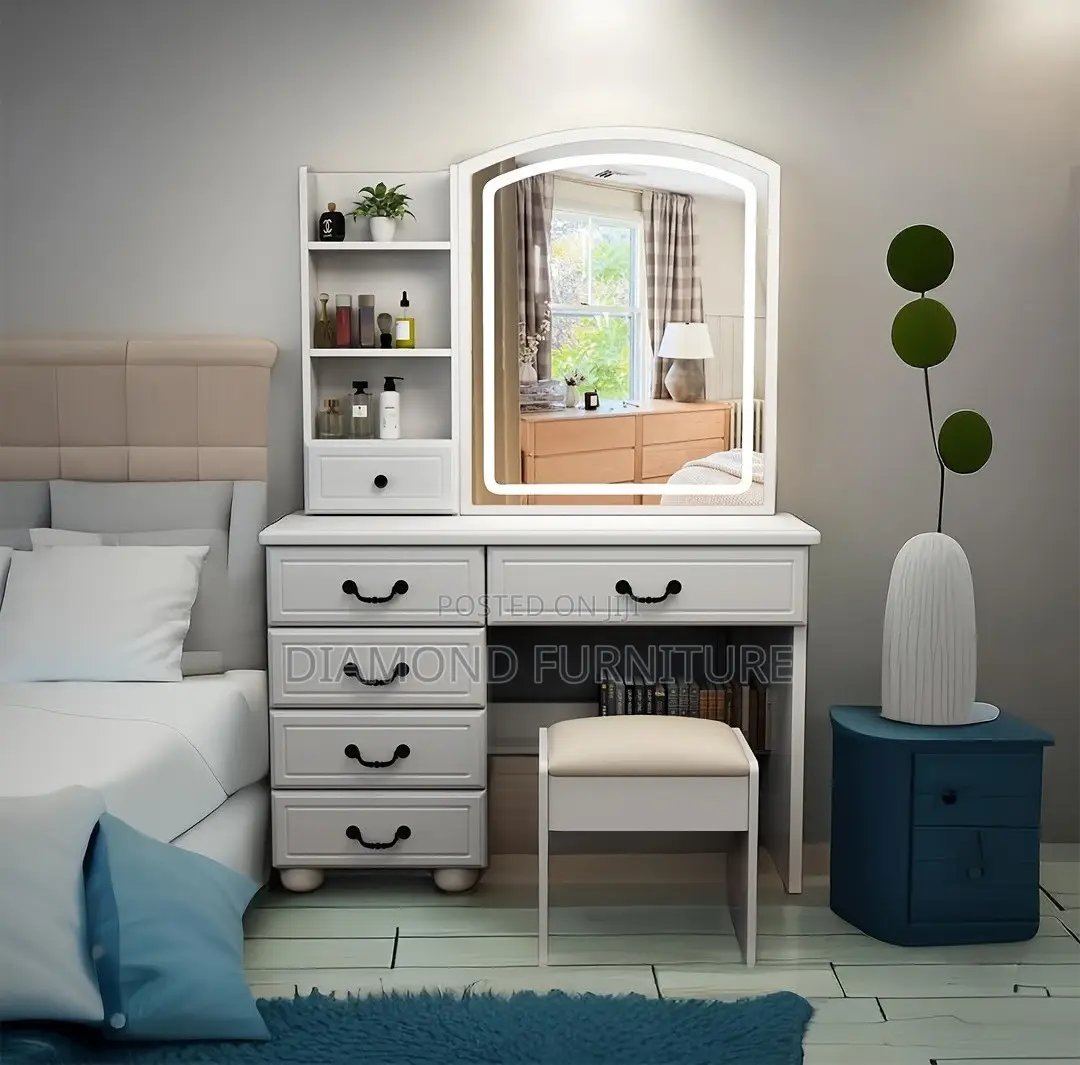 Home Furniture; Exquisite Dressing Table With Lights for Bedrooms