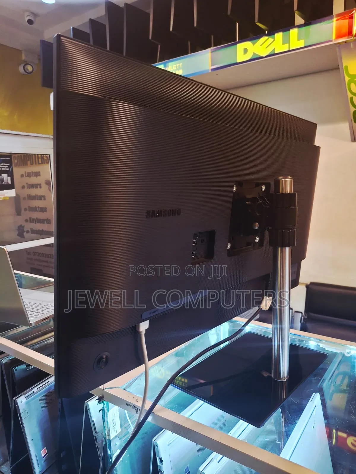Samsung Tub7f-F32tub74vn 32inch Usb Type-C Display