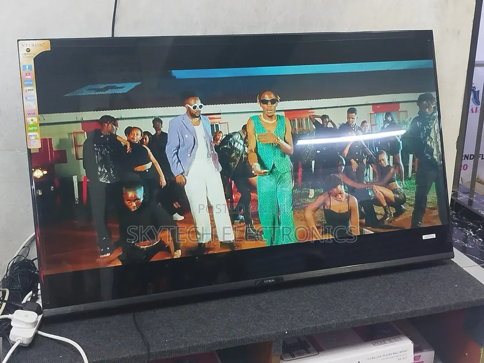 Vitron 50 Inches