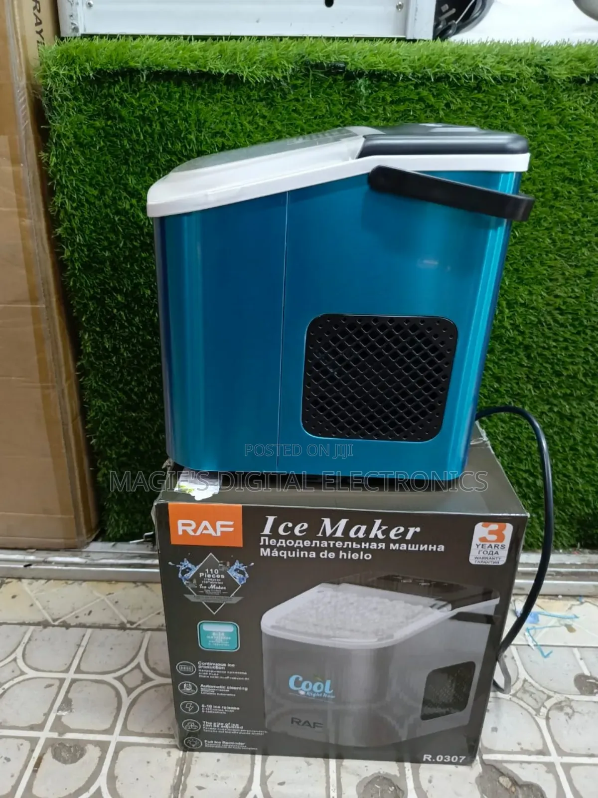 Ice Cube Maker