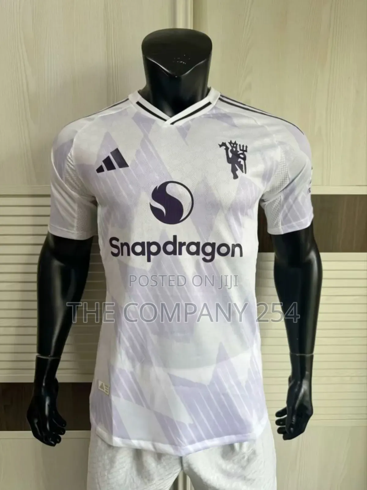 Manchester United Away Kit Football 2025_26 Jersey
Ksh.1600