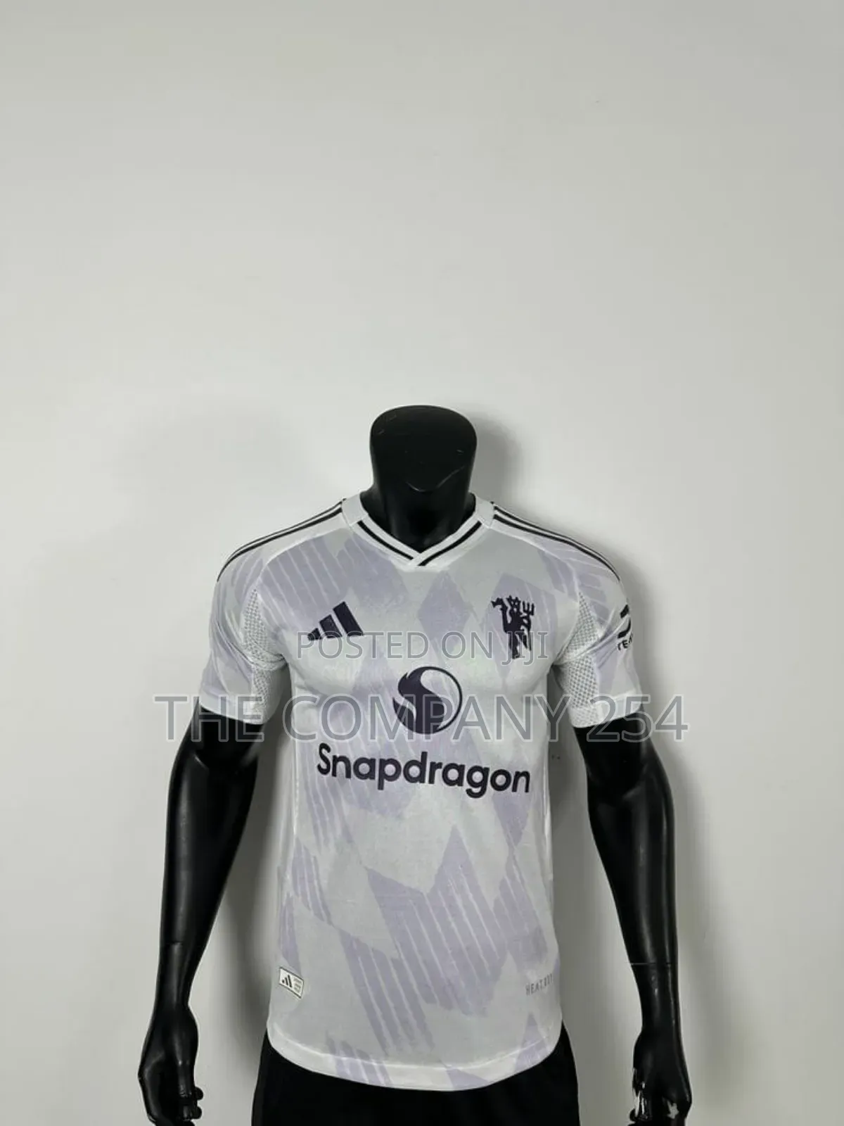 Manchester United Away Kit Football 2025_26 Jersey
Ksh.1600