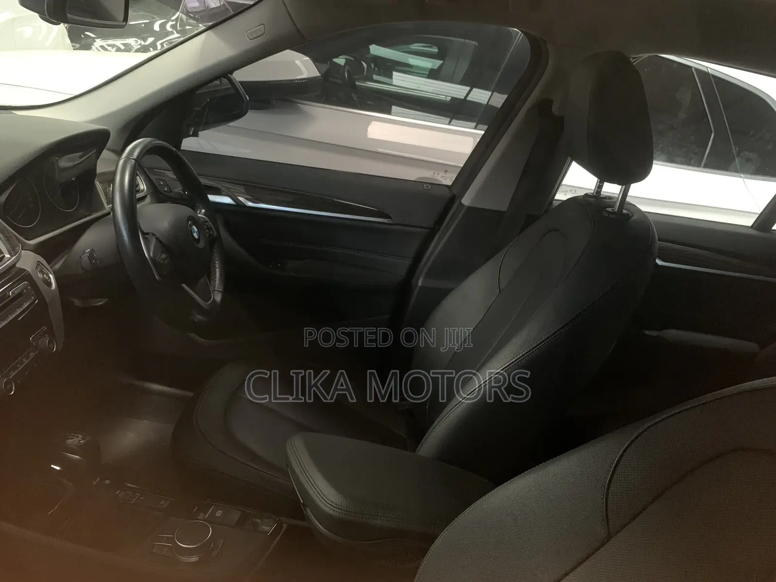 BMW X1 xDrive28i AWD 2018 Ivory
